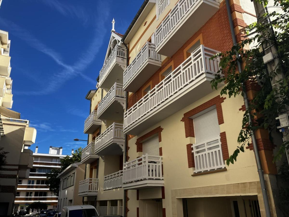 T3 En Centre D'Arcachon, 2 Min Plage, 5 Min Gare, Balcon, Parking Securise, Wifi, Menage Inclus - Fr-1-374-193 Exterior foto